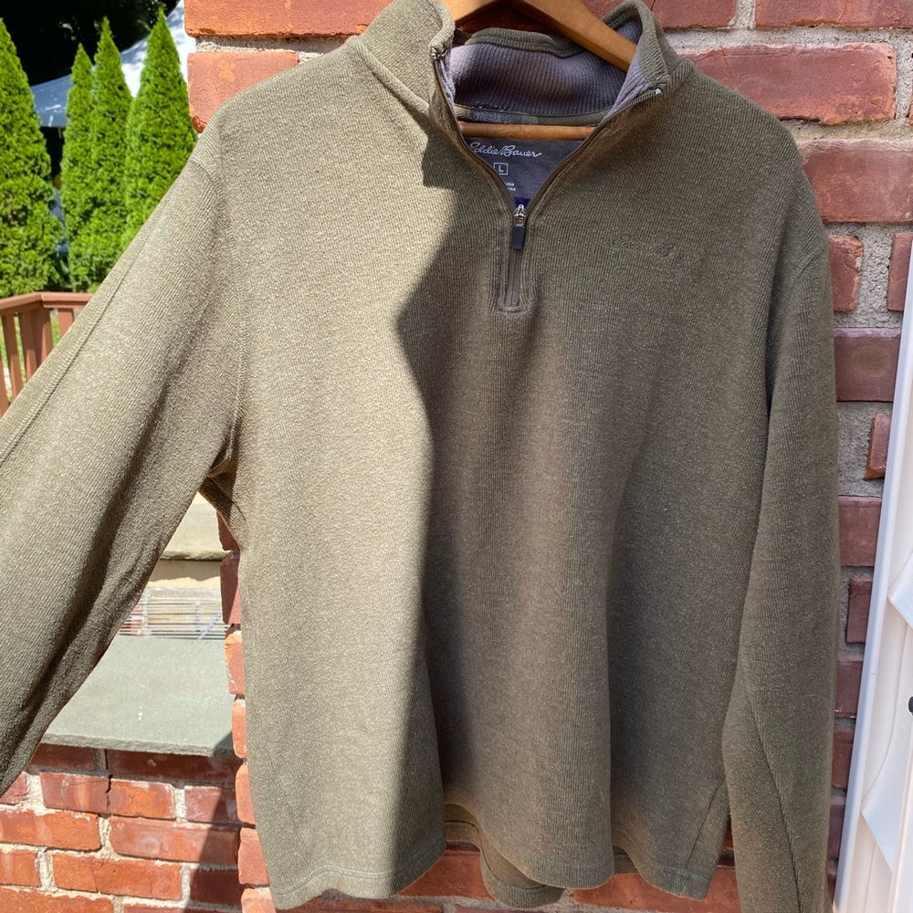 Eddie Bauer Men's Olive Green Half-Zip Fleece Pullover